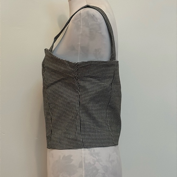 Cupcakes and Cashmere Black & White Gingham Tank Style Crop - Picture 3 of 8
